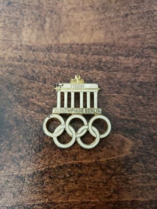 Vintage 1936 Berlin Olympics Souvenir Pin Badge Iconic Brandenburg Gate