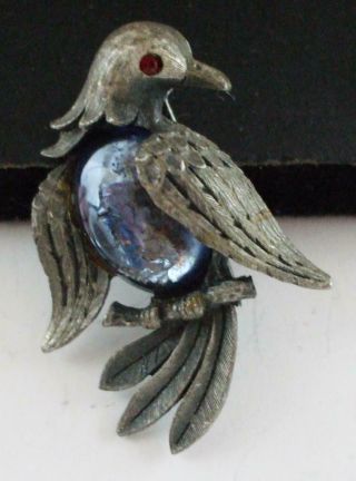 Sweet Vintage J.  J.  Blue Cab Jelly Belly Bird Pin Brooch W/red Stone Eye
