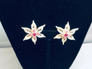 Vtg.  Sarah Coventry Pink Rhinestone & Gold Tone Flowers Clip On Earrings