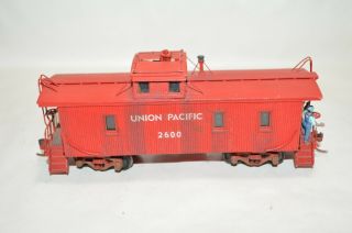 Ho Scale Vintage Wood Union Pacific Rr Cupola Caboose Car Train Cracked Roof