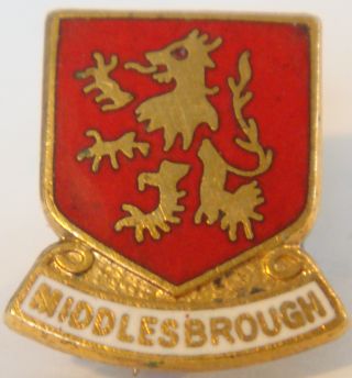 Middlesbrough Fc Vintage Club Crest Type Badge Brooch Pin In Gilt 18mm X 20mm