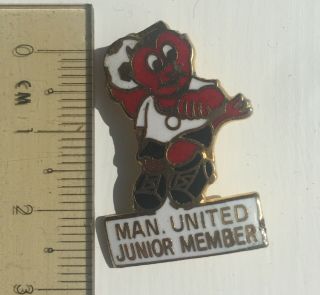 Vtg Manchester United Junior Member Football Club Fc 80s Metal Pin Badge Reeves