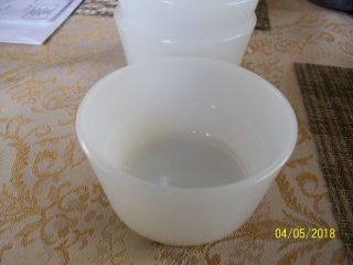 9 B Vintage White Milk Glass Glassbake Ramikin/custard Dish