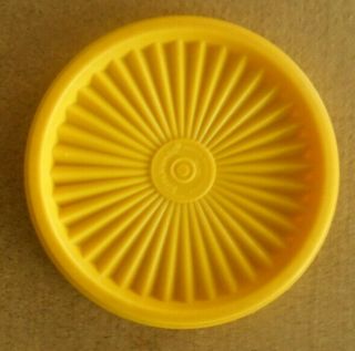 Vintage Tupperware Servalier Replacement 5 " Yellow Lid Only 812 - 20