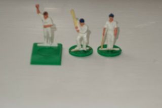 Vintage Subbuteo Cricket Batsmen And Bowler Dark Blue Caps