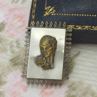 £ Vintage Art Deco Mother Of Pearl Masked Woman Brooch Pin Jewellery