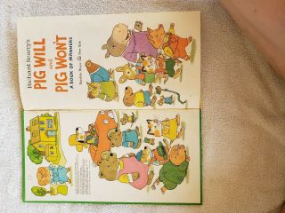 Vintage 1984 Pig Will and Pig Won ' t Knee High Book by Richard Scarry - Manners 5
