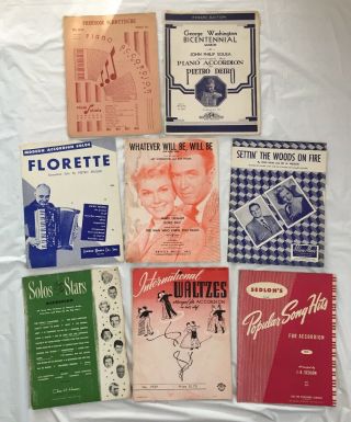 Vintage.  Sheet Music (5) And Books (3) For Piano Accordion.  30’s.  40’’s.  50’s