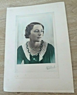 VINTAGE 1930 ' S HAND TINTED PORTRAIT OF A LADY FOX STUDIOS BOURNEMOUTH 2