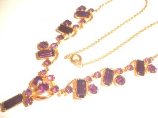 Vintage Very Pretty Vintage Purple Glass Stone Set Necklace