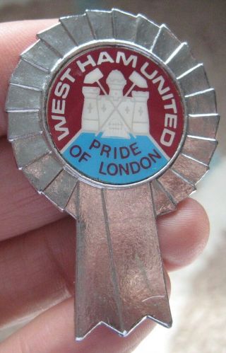 West Ham United Pride Of London Vintage 1970s Football Metal Pin Badge