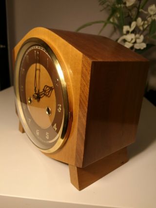 Smith ' s Vintage Chiming Mantel Clock Circa 1956 3