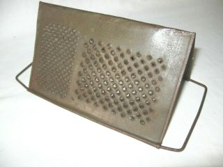 OLD VINTAGE WIRE CHEESE GRATER 2