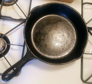 Vtg 9 " Inch Cast Iron Skillet/frying Pan (6 Usa)