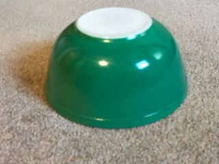 Vintage Pyrex Glass Green Mixing Bowl 403 2.  5 Quarts