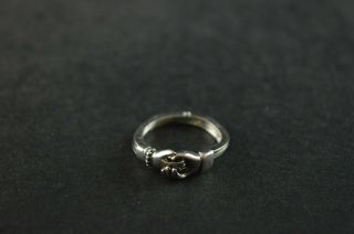 Vintage Sterling Silver Hand Holding Ring - 3g