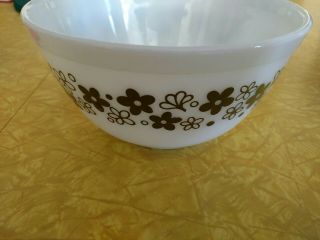 Vintage Pyrex Spring Blossom Green Crazy Daisy Mixing Bowls 4