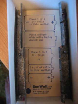 Vintage SunWatt Portable Solar Powered Battery Charger - Does AA,  C or D 4