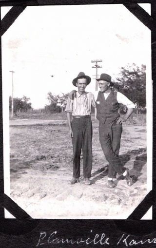 Vintage Photograph 1919 - 21 Men 