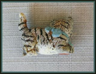 cute vintage miniature hand - painted cat playing with ball figurine 2