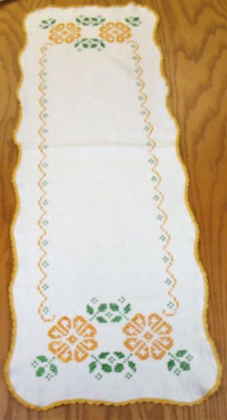 Embroidered Linen Table Runner Vintage Dresser Scarf Gold Crochet 13 X 38 "