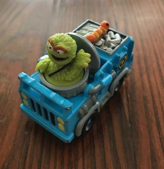 Vintage Sesame Street Oscar The Grouch Die Cast Recycling Truck 2008