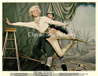 J39 Carol Channing With ?thoroughly Modern Millie 1967 Vintage Color Lobby Card