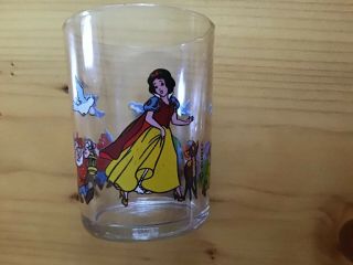 Vintage Disney - Snow White And Seven Dwarves Juice Glass - France 3 1/4”