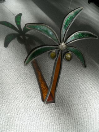 Vtg.  Stained Leaded Art Glass Palm Tree Suncatcher Window Home Garden Decor