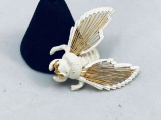 Vtg.  Monet White Enamel & Weaved Gold Tone Moth/bee Brooch