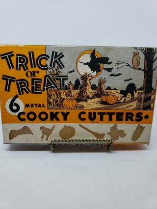 Vintage Halloween Trick Or Treat Cooky Cookie Cutters Metal Set Of 6.