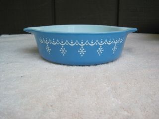 Vintage Pyrex Snowflake Blue Garland 1 Pint Casserole Dish 471