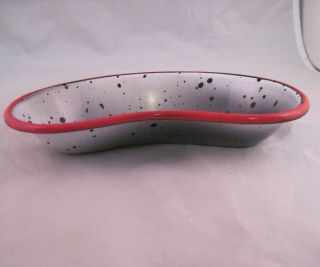 Vintage Kidney Shaped Red,  White & Black Speckled Enamelware Bowl Dish Red 2