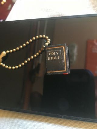 Vintage Bible Charm,  Peek Hole With The Lords Prayer Inside