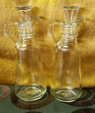 Set Of 2 Vintage Vinegar Oil Clear Glass Anchor Hocking Cruet
