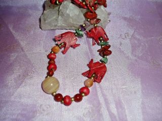 Gorgeous Vintage Wooden Carved Elephant Charm Beaded Necklace