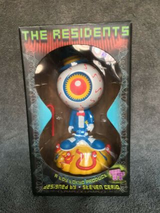 The Residents Classic Eyeball Vinyl Toy By Steven Cerio For Toy Tokyo