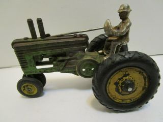 Vintage Arcade John Deere Cast Iron Tractor