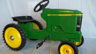 John Deere 7410 Wide Front Diecast Pedal Tractor By Ertl Never Assembled