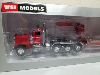 Peterbilt 379 with Rogers 4 - Axle Lowboy Red Sword / WSI 1:50 Scale Model 3