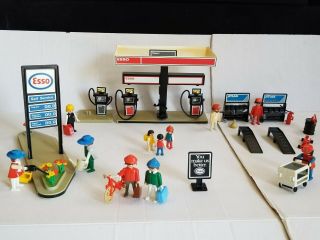 Vintage 70s - 80s Playmobil Geobra Service Station Esso Gas Mechanic Petrol Kids