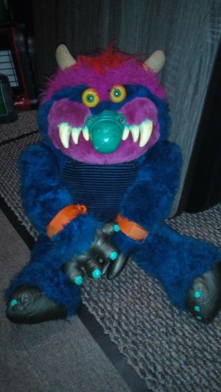 1986 My Pet Monster - Shape With Handcuffs