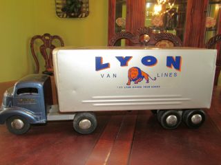 Vintage Smith - Miller Lyon Van Lines Tractor/trailer -