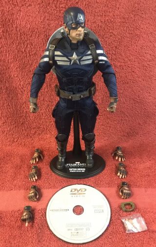 Hot Toys Mms243 Captain America Winter Soldier 1/6 Stealth Strike Suit,  Dvd