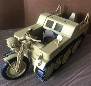 21st Century Toys 1:6 Kettenkrad German Motorcycle Tank Tractor And 12 " Figure