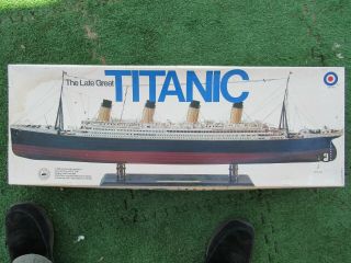 1976 Entex 8509 Titanic Ocean Liner - 1/350 Scale Model Kit - Started