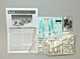 Revell Germany 1/24 Sauber Petronas C22 F1 Formula One Kit 100 Complete 2
