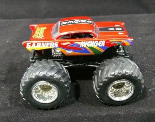 Hot Wheels Monster Jam 1:64 Scale Avenger Monster Truck Garner’s Towing