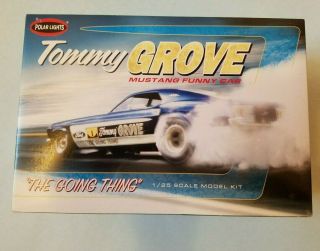 Polar Lights Tommy Grove Mustang Funny Car Model Kit Pol852/12 Inside