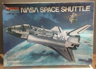 Monogram 1/72 Nasa Space Shuttle Model Kit